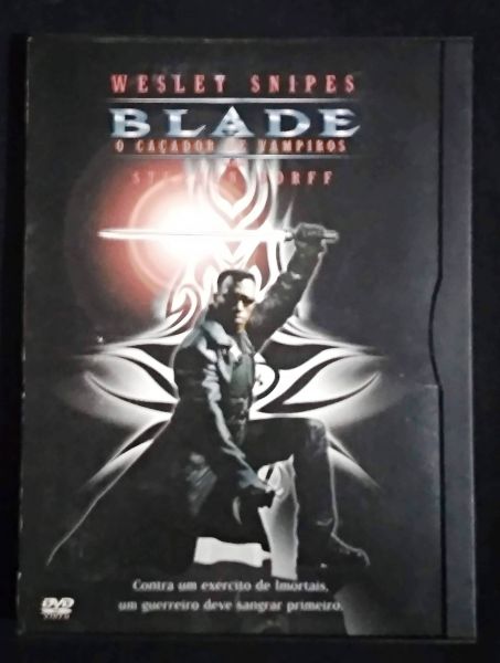 BLADE - O CAÇADOR DE VAMPIROS - DVD CAIXINHA