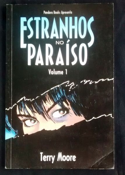 ESTRANHOS NO PARAISO - VOLUME  1