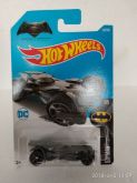 Hot Wheels - Batmobile (Chumbo)- DTY45